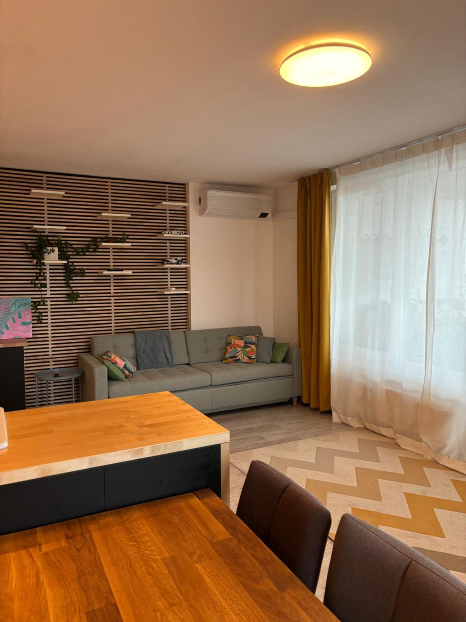 Premiere Apartment Bratislava - Private Parking Екстер'єр фото