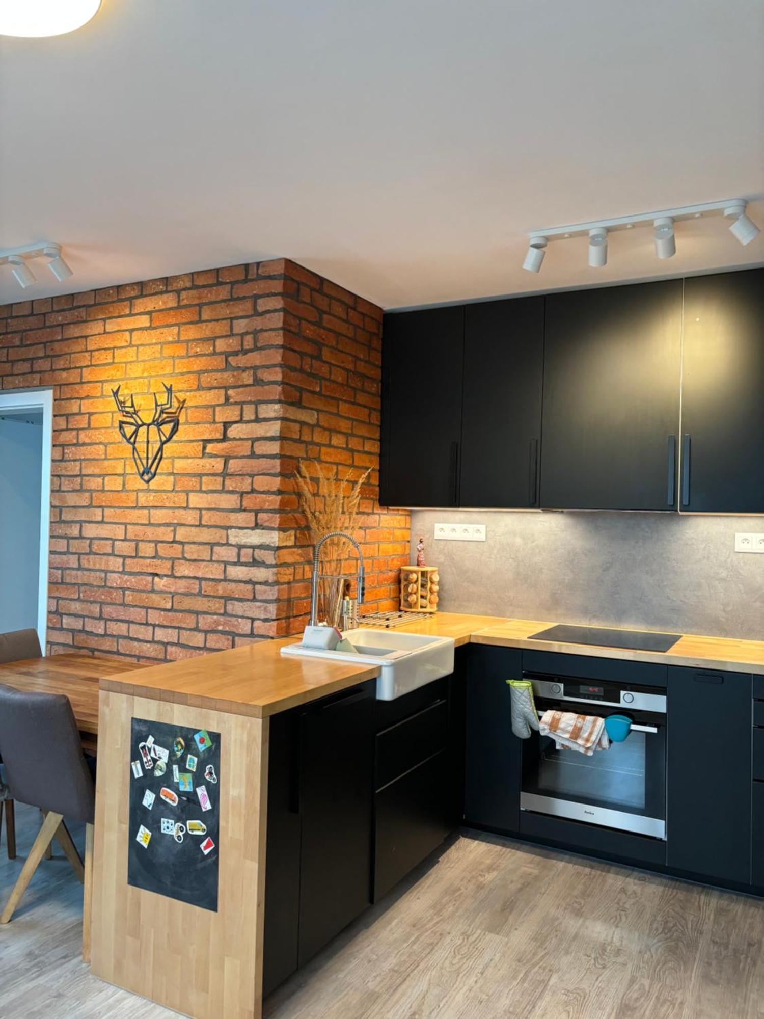 Premiere Apartment Bratislava - Private Parking Екстер'єр фото